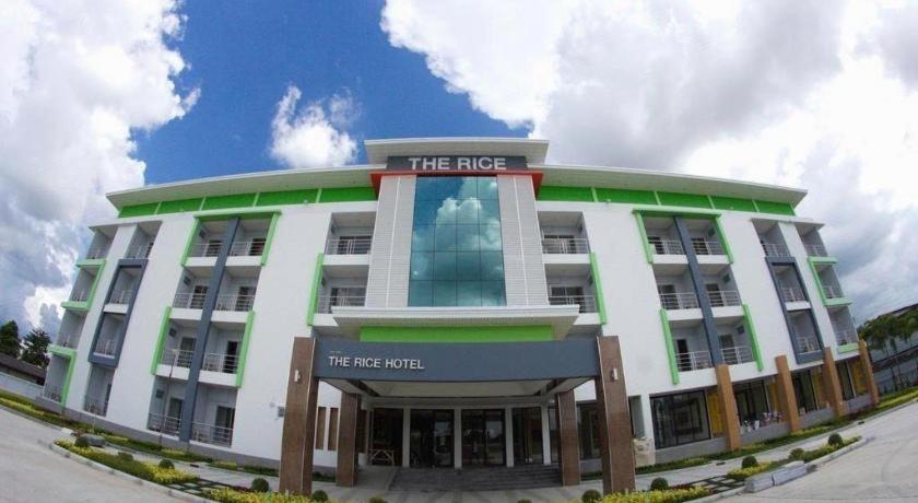 The Rice Hotel Roi Et Exterior photo