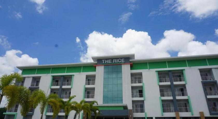 The Rice Hotel Roi Et Exterior photo